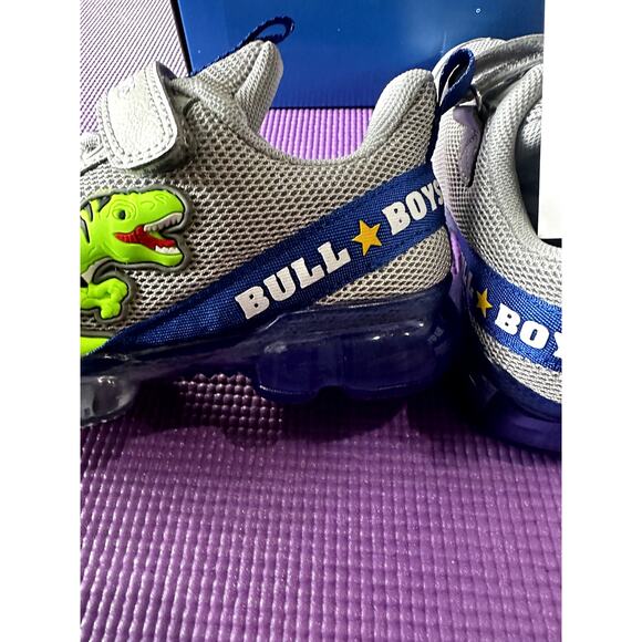 Bull Boys T-Rex Boy Sneakers Dinosaurs Size 9.5 US Grey Blue Light-Up Velcro NEW - Picture 9 of 16